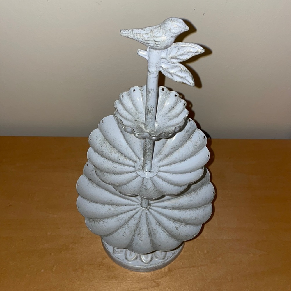 Jewelry tower